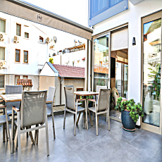 Muhtar Hotel  